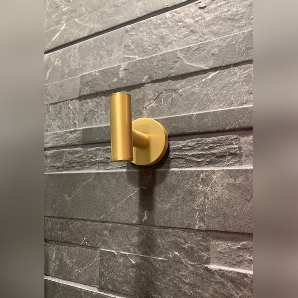 QOGRISUN Brass Hook is sturdy and adds a cute accent to the hanging spot!