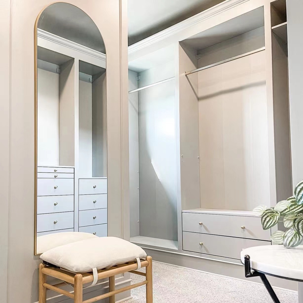 Do you like to use QOGRISUN brass knobs to match the light color tone?