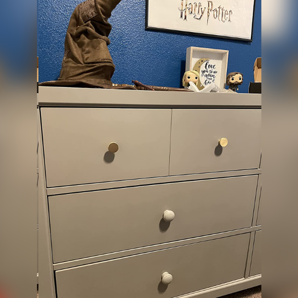 Using QOGRISUN quality brass cabinet knobs to easily update your dresser and bring a modern brass warm touch to your house.