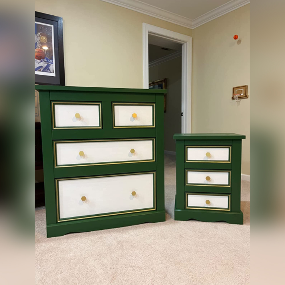 Used QOGRISUN hexagonal brass knobs to replace on dresser and nightstand after renovation. It's a fantastic effect that makes furniture more fancy looking.