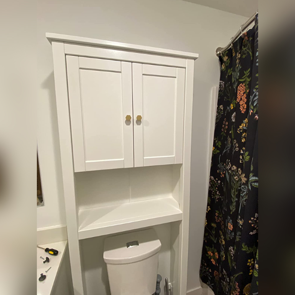 Using QOGRISUN hexagon knobs to enhance the toilet cabinet. Love the way these little touches make a big difference!