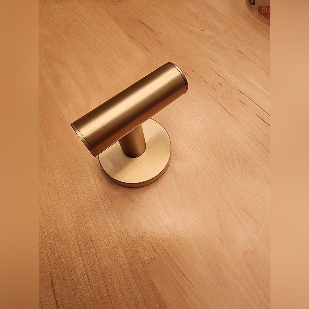 ​QOGRISUN Brass Towel Hook Mid-Century Modern Style.