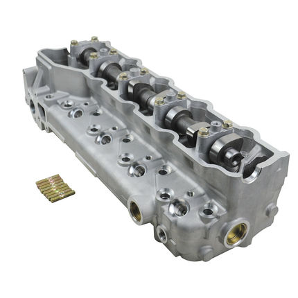 Cylinder Head with Camshaft ME202620 For Mitsubishi Diesel SHOGUN PAJERO 4M40T