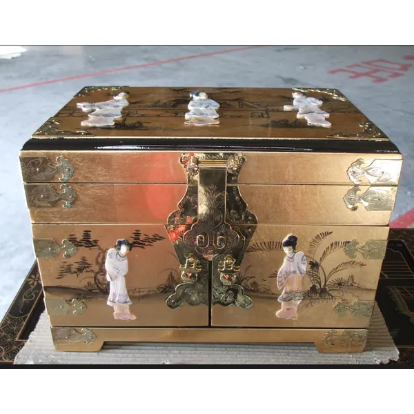 lacquer  oriental asia chinoiserie chinese furniture gold  hand painted fengshui jewelry mother of pearl inlaid box