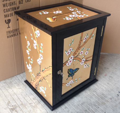 lacquer  oriental asia chinoiserie chinese furniture gold korean  buddha donation locker