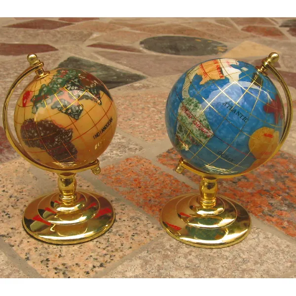 luxury high quality globe for home decoration office hotel combine with valuable materials lapis gold powder pearl powder mother of pearl  jade zinc alloy
