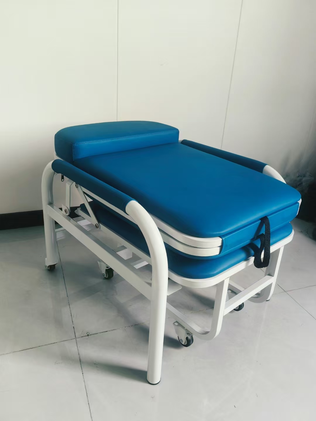 hospital  clinic  residental recliner clinical care recliner chair 