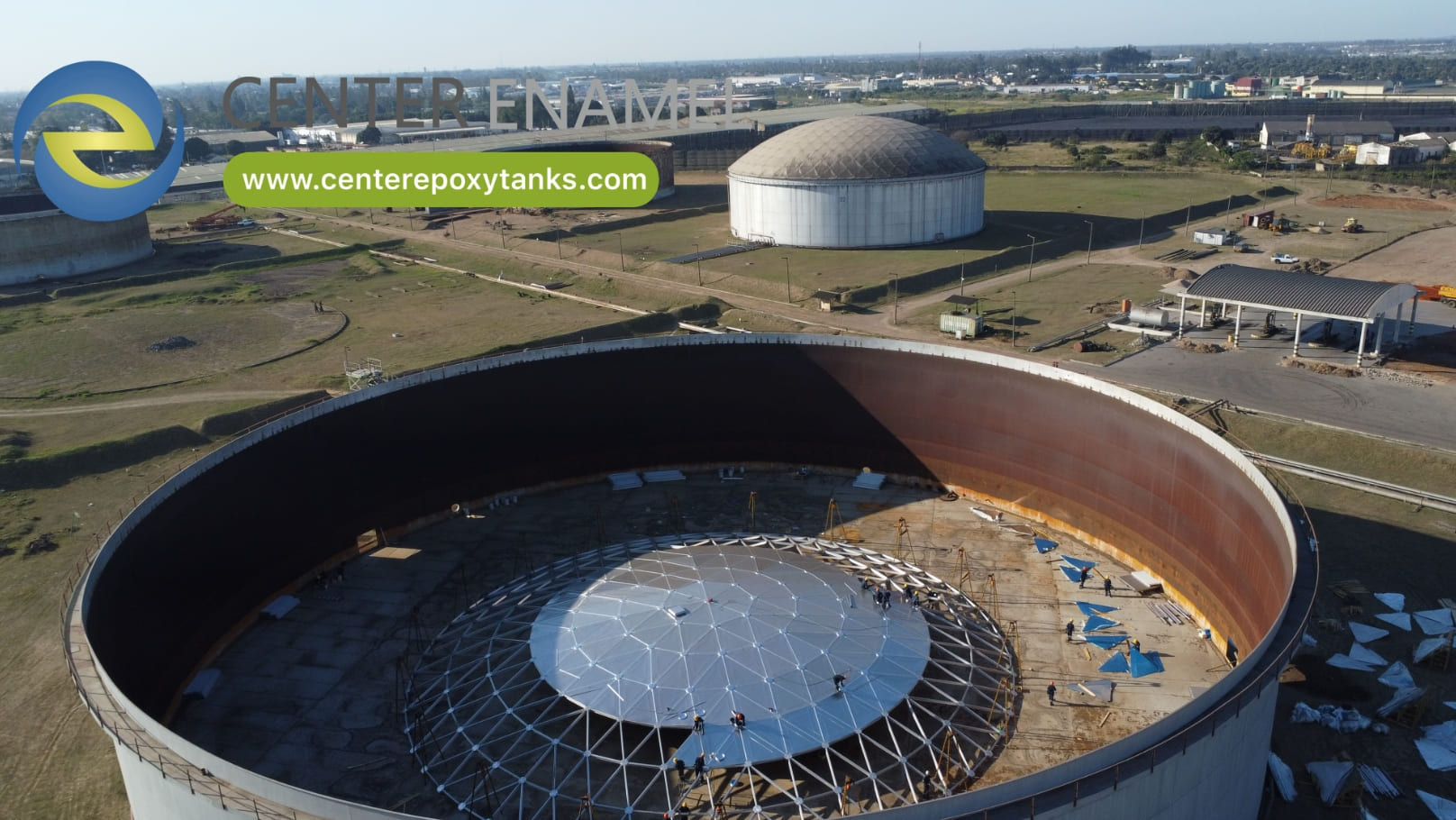 Reliable Oil Tank Floating Roofs Manufacturer | Center Enamel