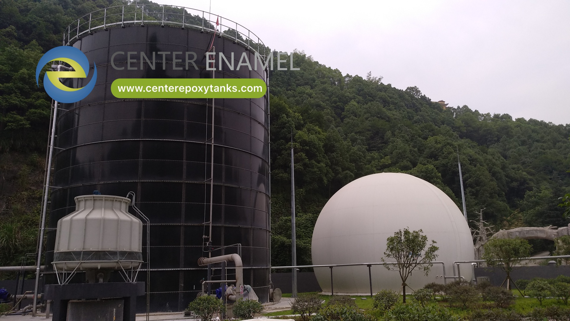 Advanced Double Membrane Roofs: Enabling Sustainable Biogas Production in Biodigester Septic Tanks