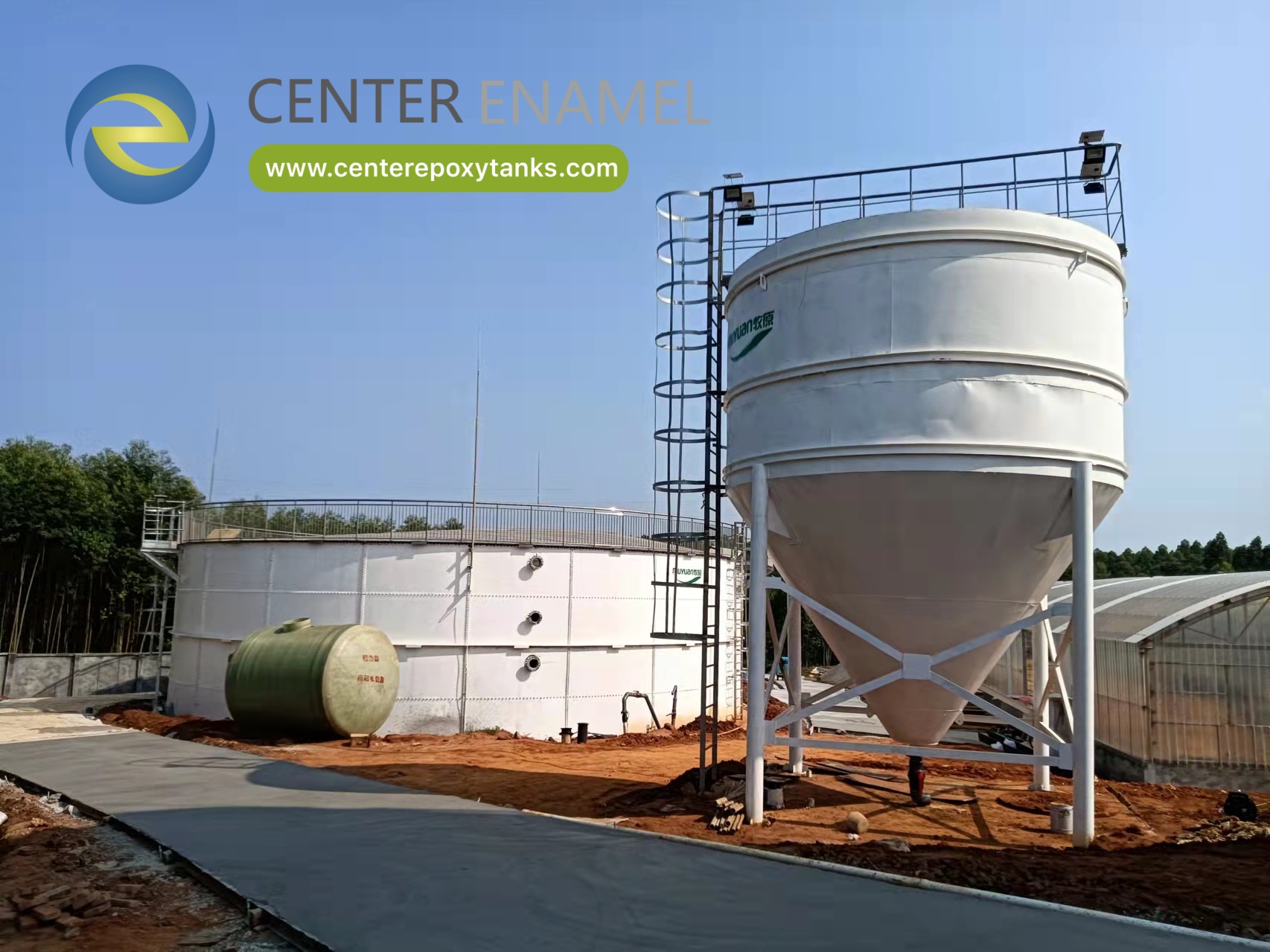 Welded stainless steel tank.jpg