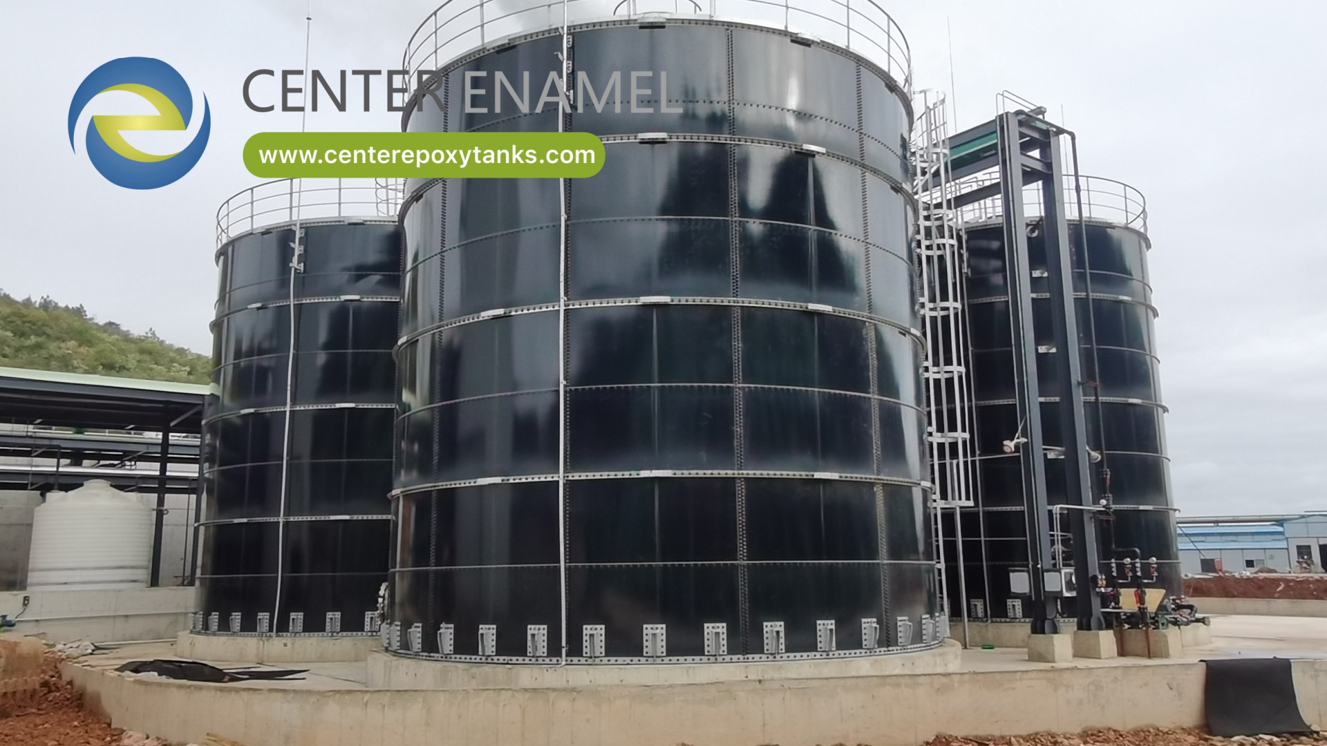 Epoxy Coated Bolted Tanks for Municipal Wastewater Storage.jpg