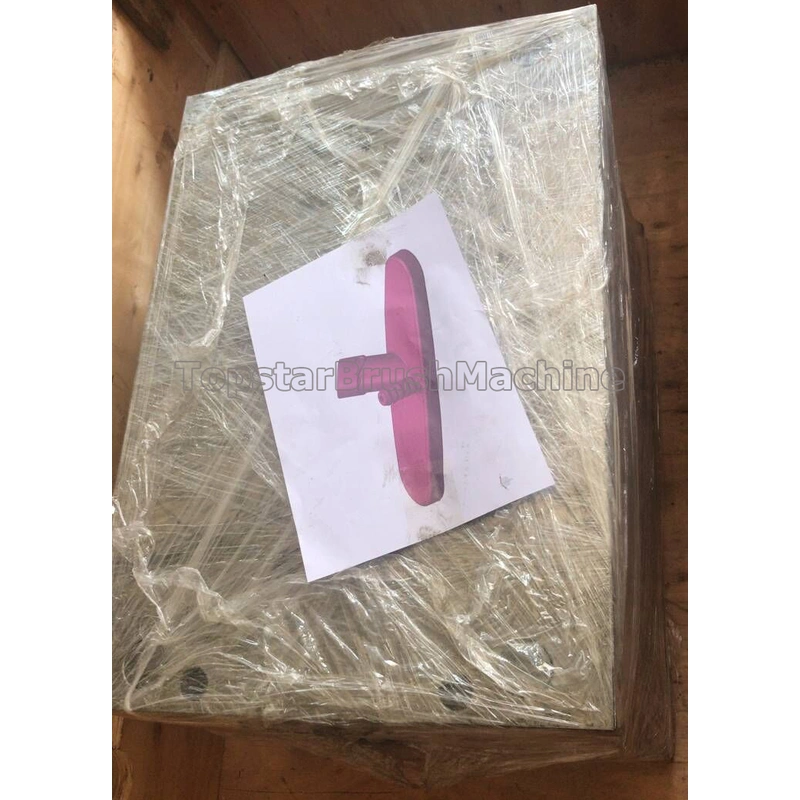 высококачественная индивидуальная форма для щетки для мойки автомобилей, 4 полости с отверстиями