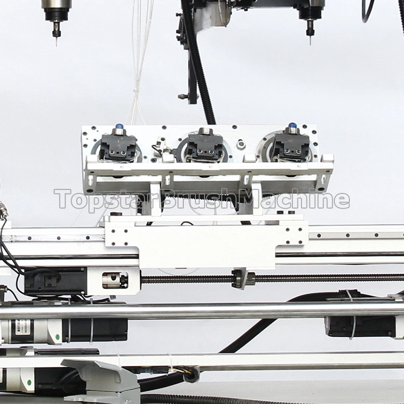 آلة صنع فرشاة نسيج العنكبوت المستديرة بالكامل أوتوماتيكية 5 محاور 3  