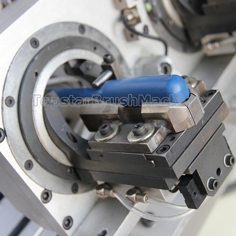 آلة صنع فرشاة نسيج العنكبوت المستديرة بالكامل أوتوماتيكية 5 محاور 3  