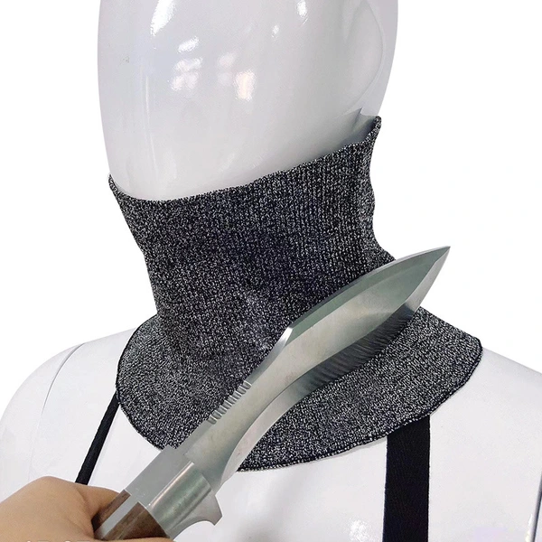 Im Angebot sind schnittfeste Halstücher, schnittfeste Schals im beliebten Stil  