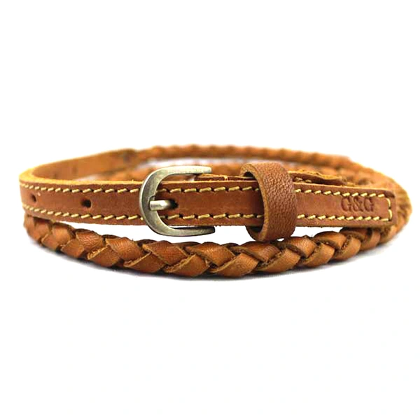 Ladies belt with pin buckle