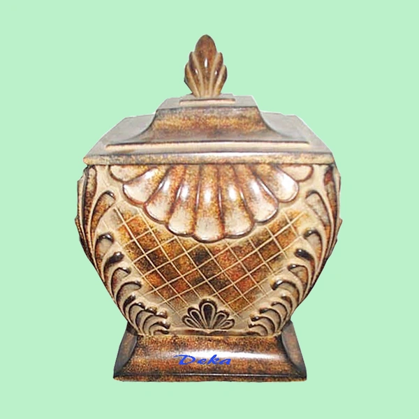 Golden resin jewelry box