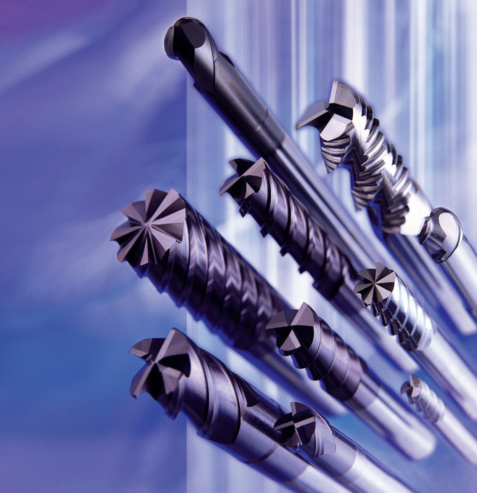 Fraise moyenne à grande vitesse à long nez sphérique avec une taille de grain de 0,5 à 0,6 um 0