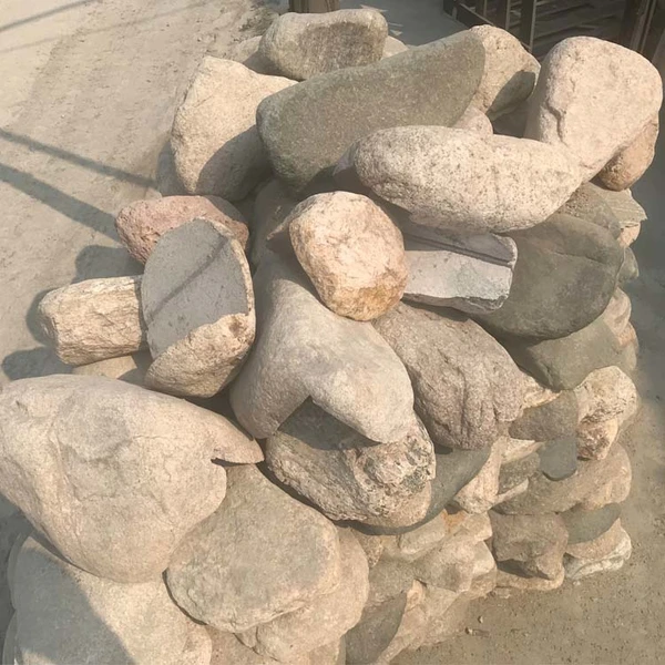crazy pattern pebble stone  wall project