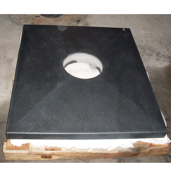 Hot sale Granite pyramid capstone 