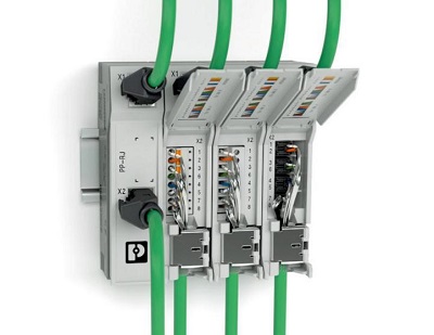 Panel de conexión industrial.jpg