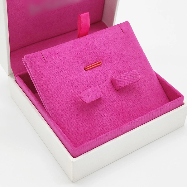 personnaliser une boîte à bijoux embryon en plastique pour bracelet