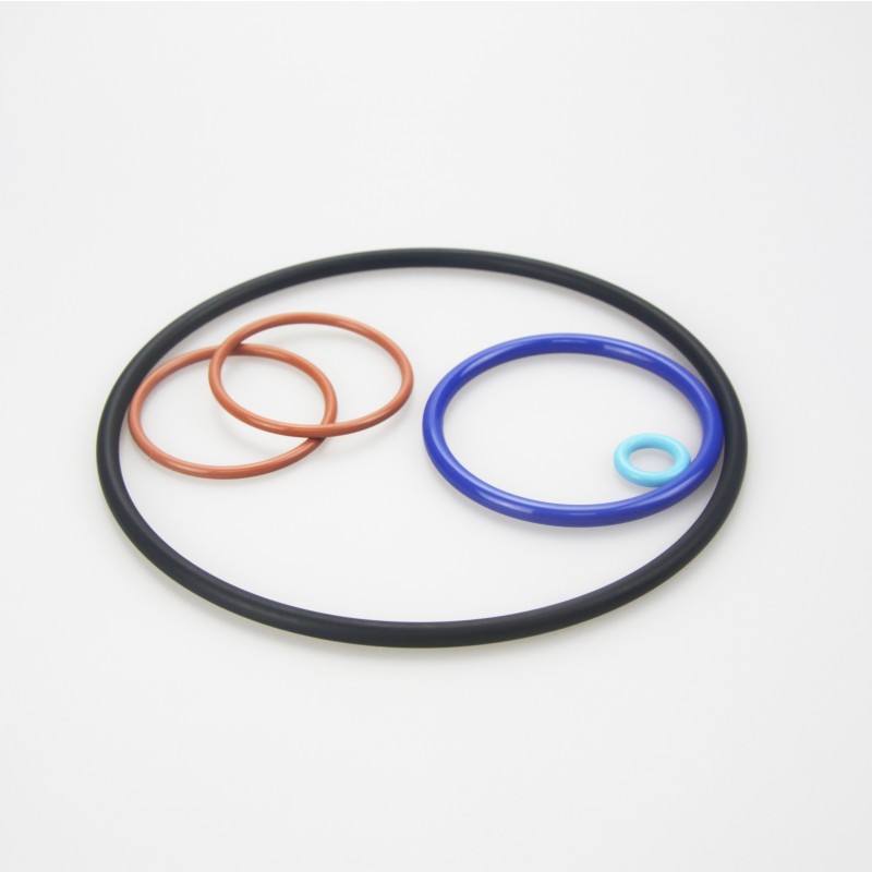 What causes the service life of silicone sealing rings to decrease?