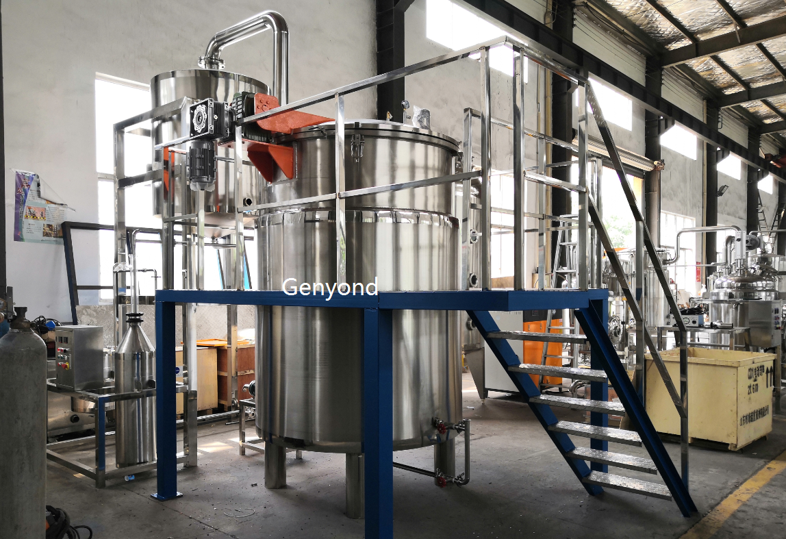 معدات تقطير الزيت العطري بعشب الليمون 3000 لتر لعملائنا في أنغولا في عام 2022