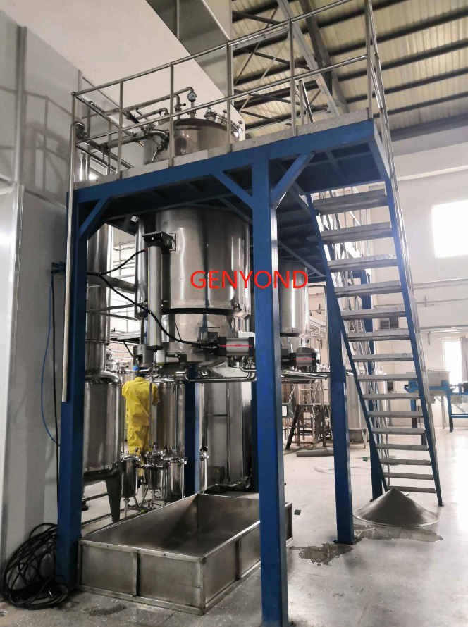 1000 لتر من الزيت العطري المقطر إلى الولايات المتحدة الأمريكية