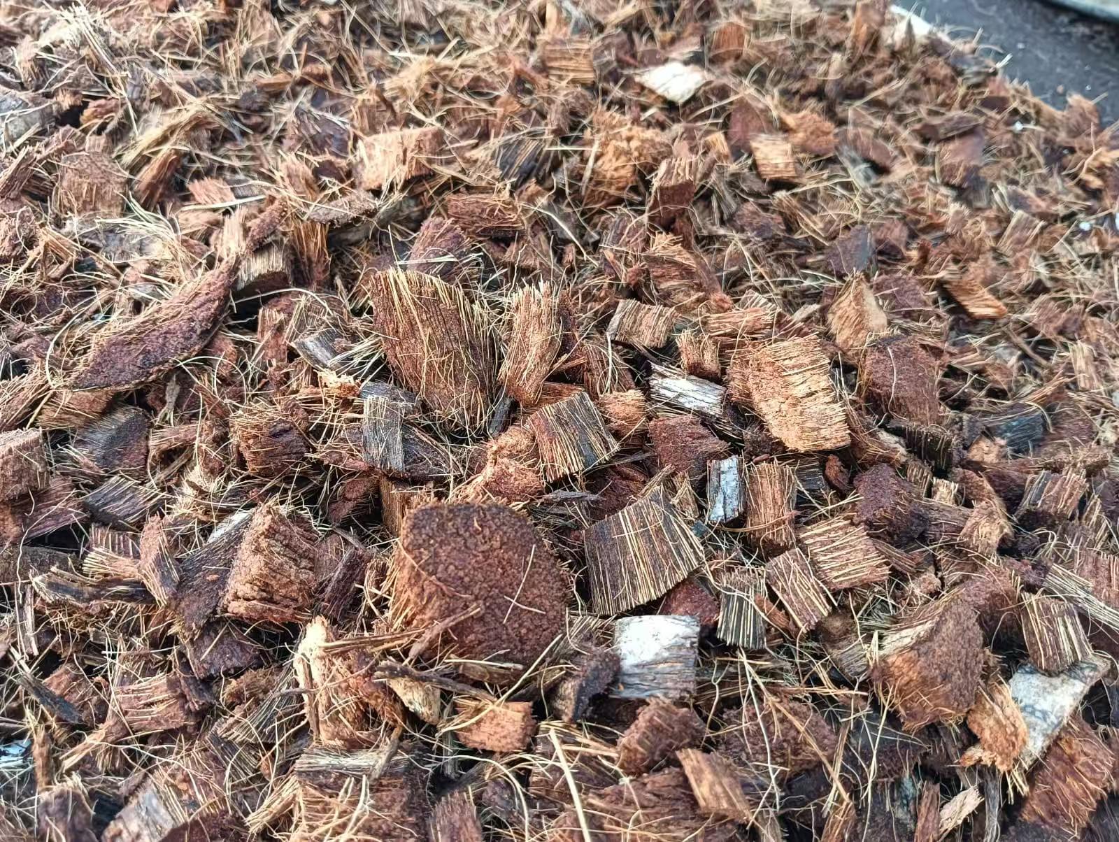 10-20mm coconut husk chips