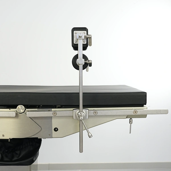 Surgical auxiliary equipment
