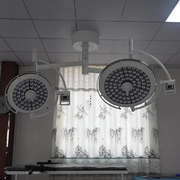 High Performance LED Ceiling Portable Mobile Operating Light Electric