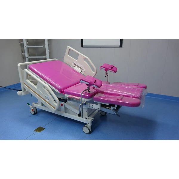 Electric Delivery Bed Hydraulic Lift Operating Table Rust-Proof Easy Clean Detachable Mattress Central Control Wheels