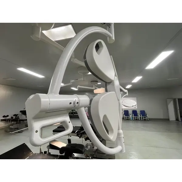 Operating Light Shadowless Surgical Lamp Imported LED Ultra-thin High-definition Optical Lens Petal Shaped Disinfection Handle