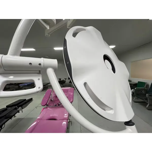 Operating Light Shadowless Surgical Lamp Imported LED Multi-faceted Mirror Reflector Integrated Handle LCD Touch Screen