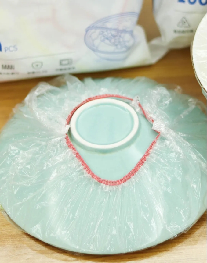 Tear-free Plastic Wrap Cover