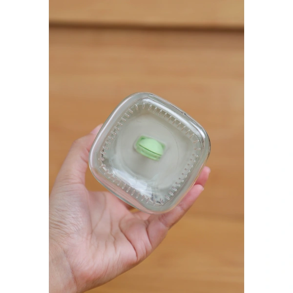 Adjustable Portion-Control Spice Dispenser