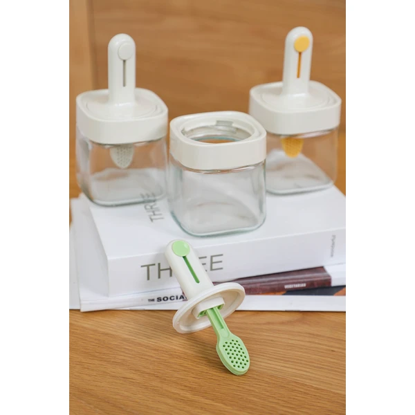 Adjustable Portion-Control Spice Dispenser