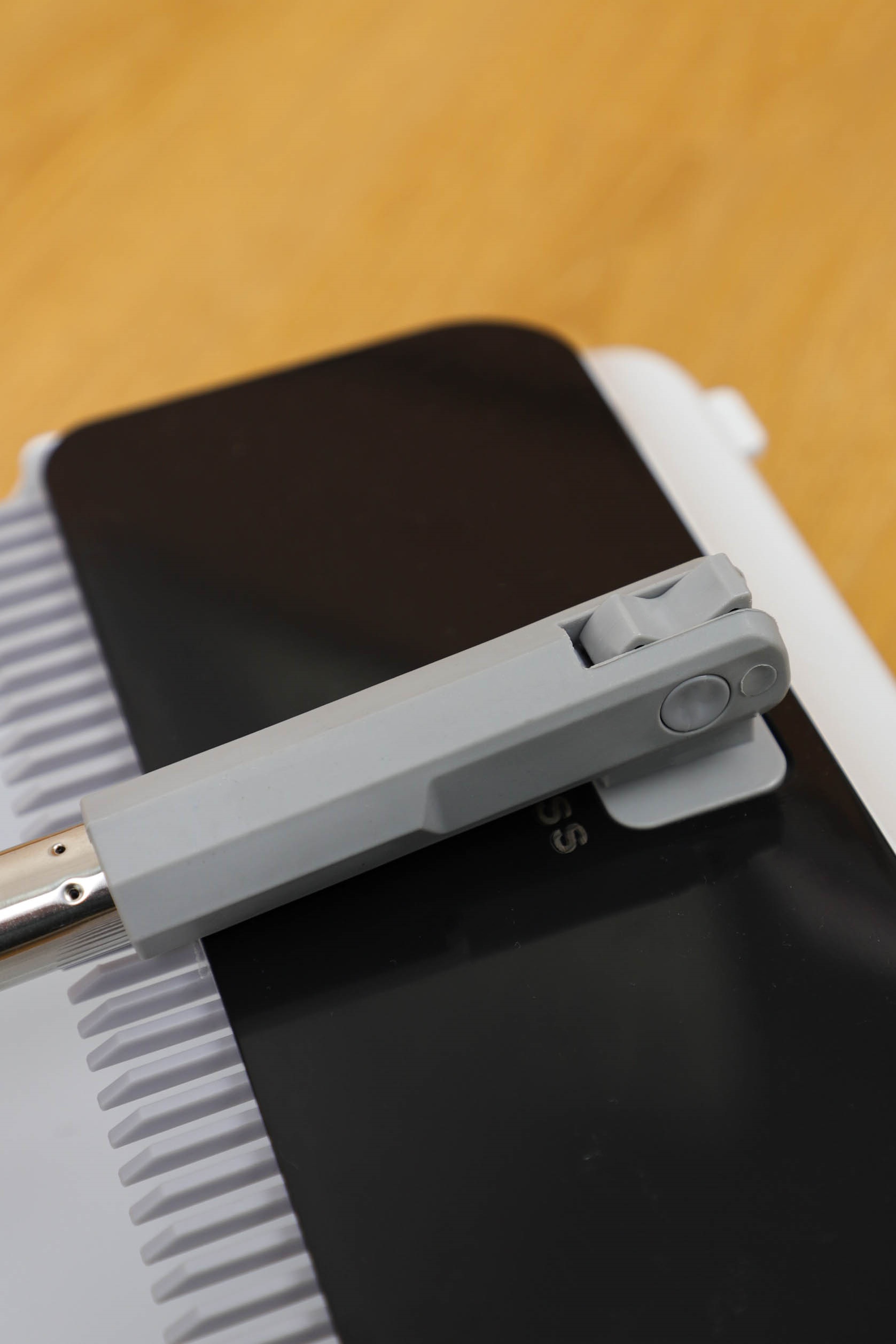 Retractable Broom & Dustpan Combo