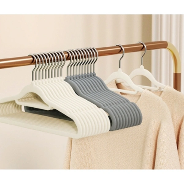 Velvet Non-Slip Hanger 