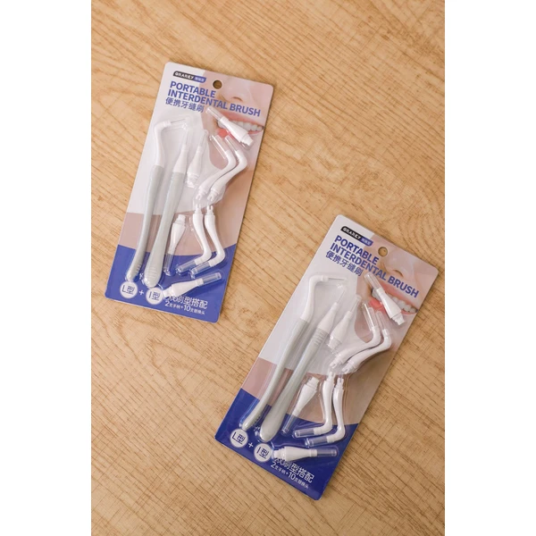 Portable Interdental Brush   