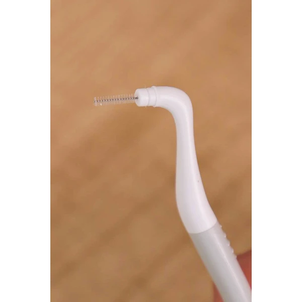 Portable Interdental Brush   