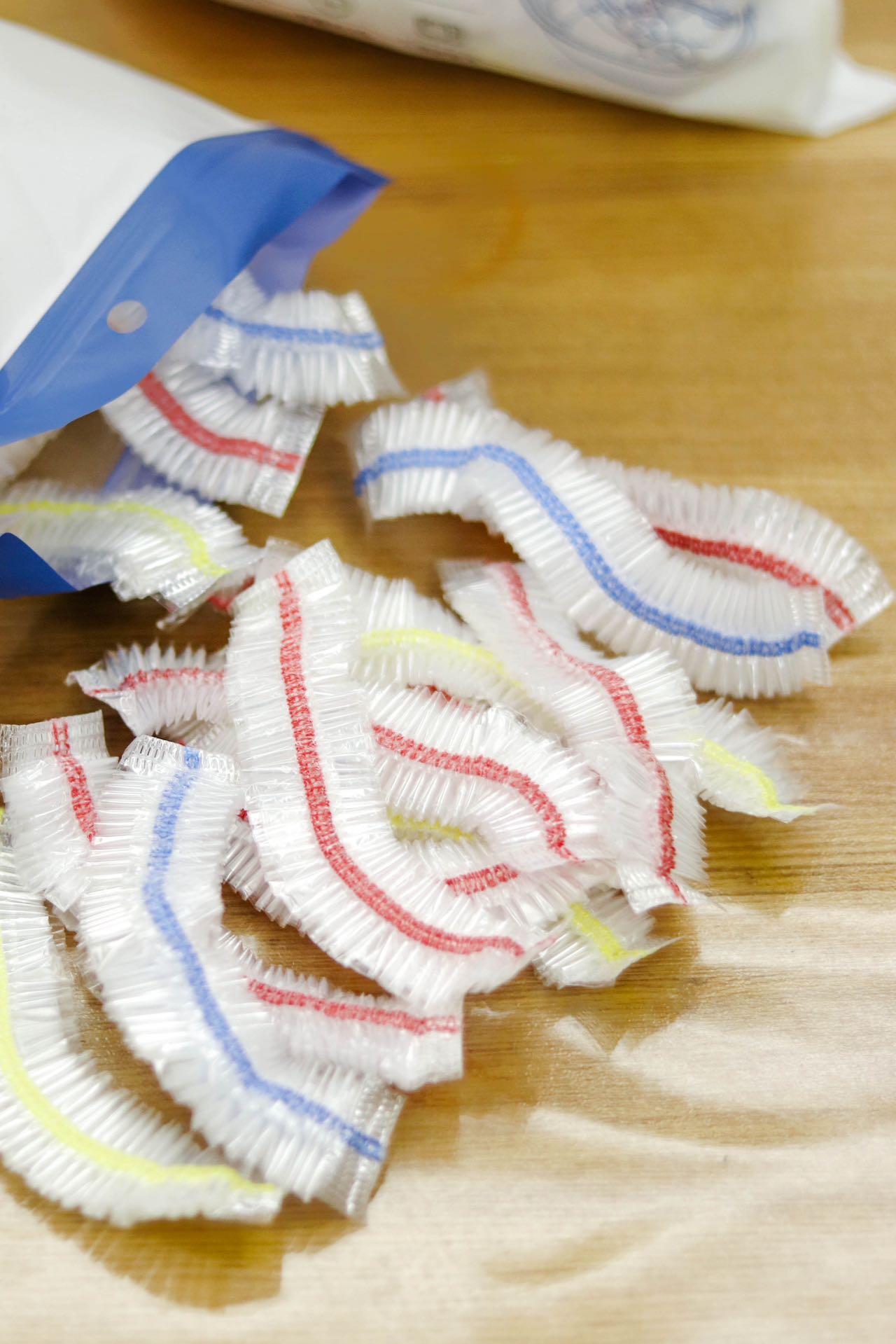 Tear-free Plastic Wrap Cover