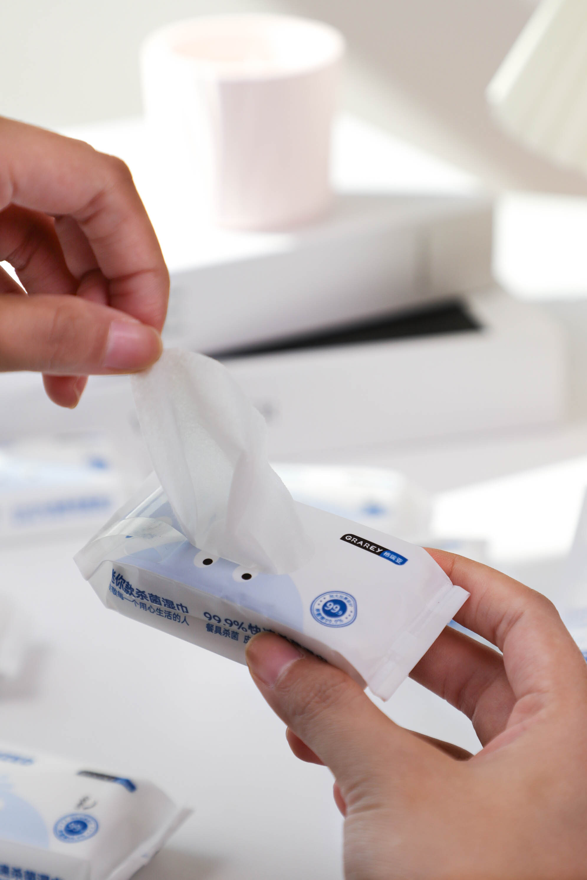 Mini Sterilized Wipes 