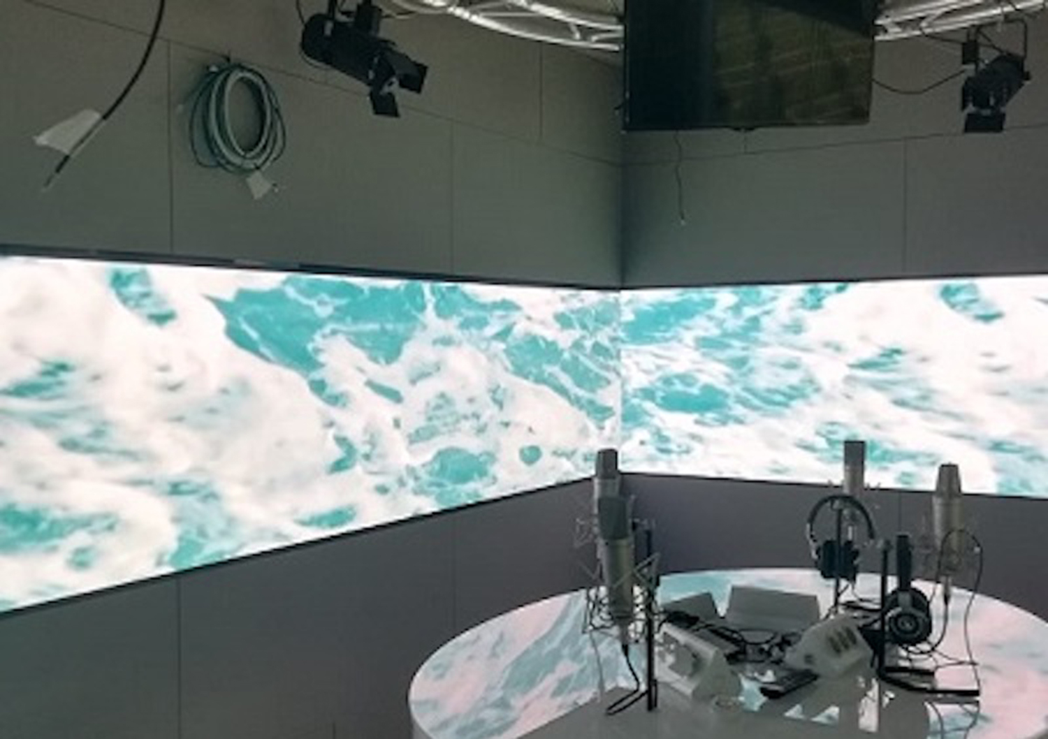 Italy Rome TV station p1.8 indoor full-color LED display