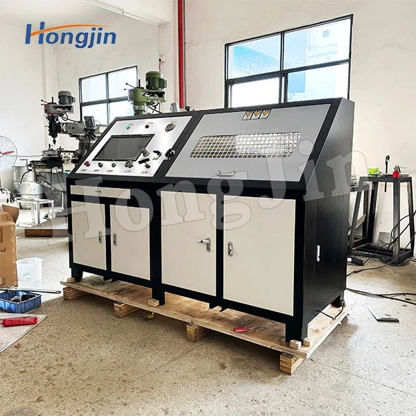 Hydraulic testing machine