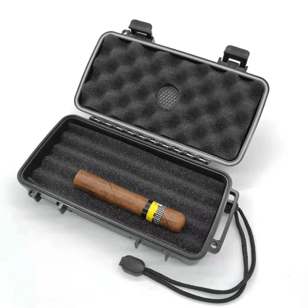 factory travel portable  pressure-resistant, waterproof cigar box
