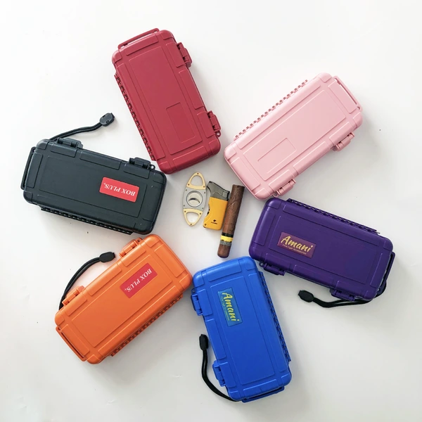 factory travel portable  pressure-resistant, waterproof cigar box