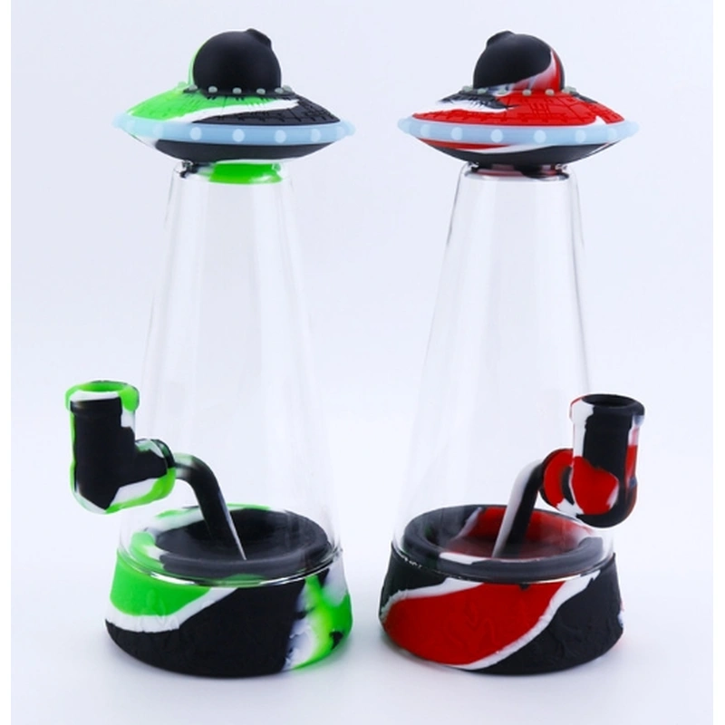 The new UFO silicon bong  is made of food-grade silicone material
