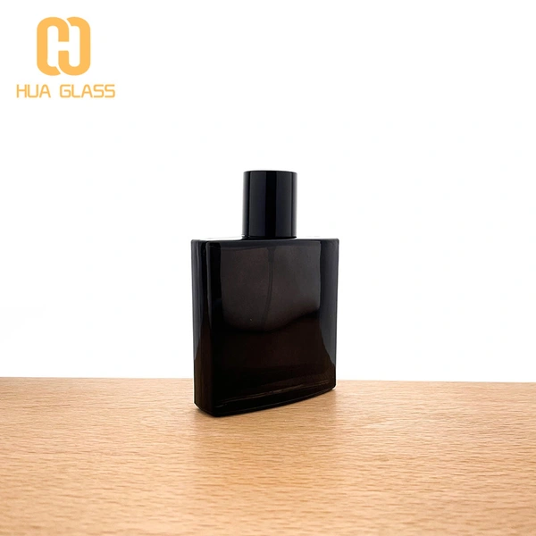 Frasco de perfume de vidrio negro cuadrado de 50 ml para hombres